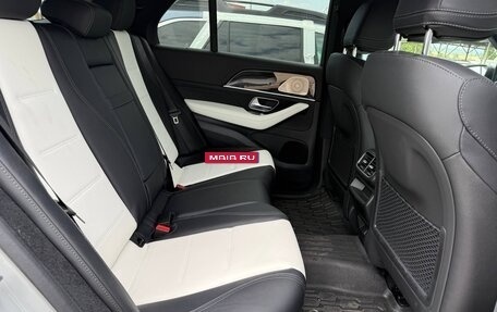 Mercedes-Benz GLE, 2024 год, 9 000 000 рублей, 16 фотография