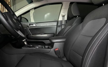 KIA Sportage IV рестайлинг, 2021 год, 2 699 000 рублей, 7 фотография
