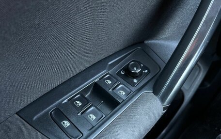 Volkswagen Tiguan II, 2018 год, 2 330 000 рублей, 20 фотография