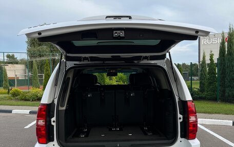 Chevrolet Tahoe III, 2012 год, 2 200 000 рублей, 15 фотография