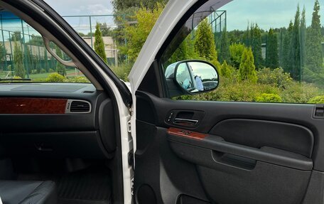 Chevrolet Tahoe III, 2012 год, 2 200 000 рублей, 13 фотография