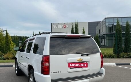 Chevrolet Tahoe III, 2012 год, 2 200 000 рублей, 2 фотография