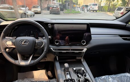 Lexus RX IV рестайлинг, 2025 год, 11 550 000 рублей, 17 фотография