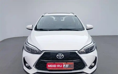 Toyota Yaris XP150 рестайлинг, 2021 год, 1 280 006 рублей, 2 фотография