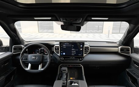 Toyota Sequoia, 2025 год, 13 990 000 рублей, 2 фотография