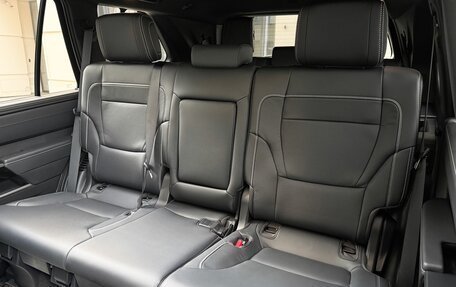 Toyota Sequoia, 2025 год, 13 990 000 рублей, 22 фотография