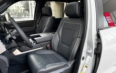 Toyota Sequoia, 2025 год, 13 990 000 рублей, 20 фотография