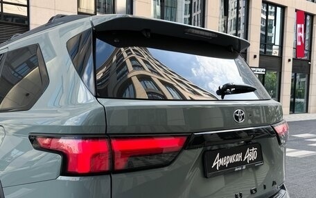 Toyota Sequoia, 2025 год, 13 990 000 рублей, 10 фотография