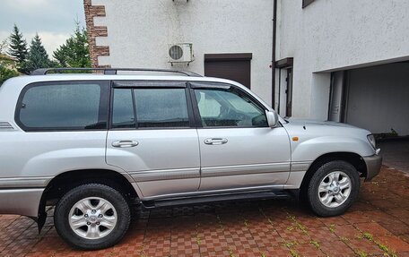 Toyota Land Cruiser 100 рестайлинг 2, 2007 год, 3 000 000 рублей, 4 фотография