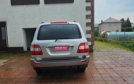 Toyota Land Cruiser 100 рестайлинг 2, 2007 год, 3 000 000 рублей, 2 фотография