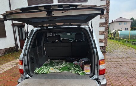 Toyota Land Cruiser 100 рестайлинг 2, 2007 год, 3 000 000 рублей, 12 фотография
