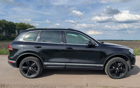 Volkswagen Touareg III, 2017 год, 3 900 000 рублей, 3 фотография