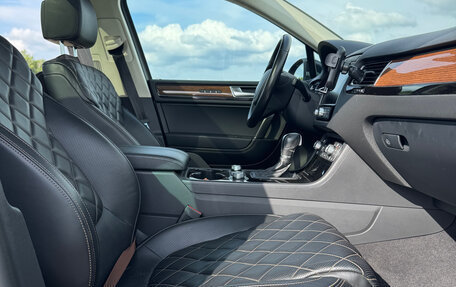 Volkswagen Touareg III, 2017 год, 3 900 000 рублей, 18 фотография