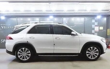 Mercedes-Benz GLE, 2023 год, 7 270 000 рублей, 3 фотография