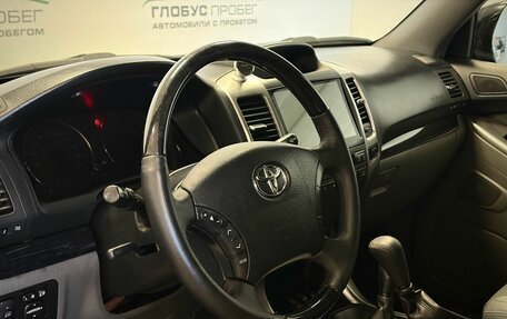 Toyota Land Cruiser Prado 120 рестайлинг, 2008 год, 1 800 000 рублей, 15 фотография