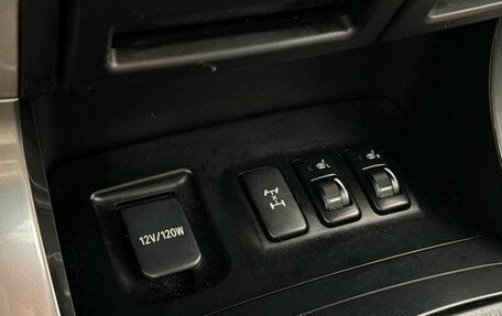 Toyota Land Cruiser Prado 120 рестайлинг, 2008 год, 1 800 000 рублей, 27 фотография