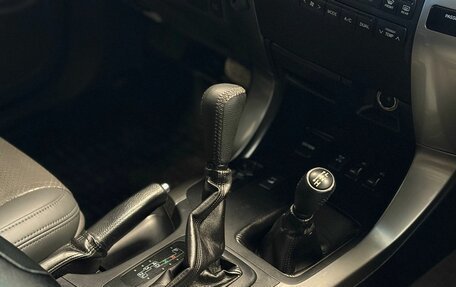 Toyota Land Cruiser Prado 120 рестайлинг, 2008 год, 1 800 000 рублей, 39 фотография