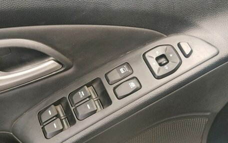 Hyundai ix35 I рестайлинг, 2013 год, 1 200 000 рублей, 8 фотография