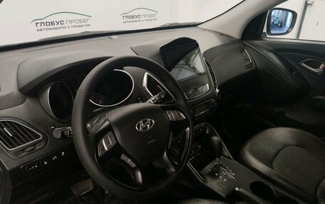 Hyundai ix35 I рестайлинг, 2013 год, 1 200 000 рублей, 10 фотография