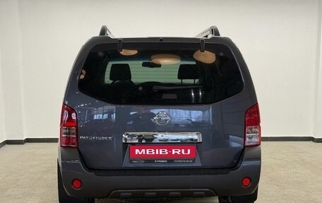 Nissan Pathfinder, 2011 год, 1 900 000 рублей, 22 фотография