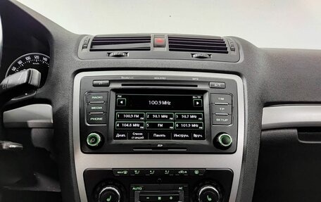 Skoda Octavia, 2011 год, 810 000 рублей, 18 фотография