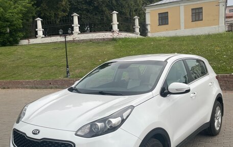 KIA Sportage IV рестайлинг, 2017 год, 2 100 000 рублей, 2 фотография