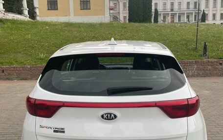 KIA Sportage IV рестайлинг, 2017 год, 2 100 000 рублей, 3 фотография