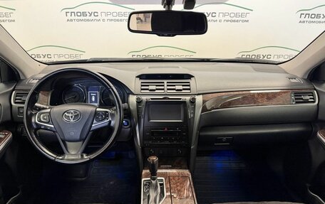 Toyota Camry, 2016 год, 1 730 000 рублей, 4 фотография