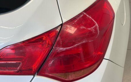 Opel Astra J, 2011 год, 500 000 рублей, 26 фотография
