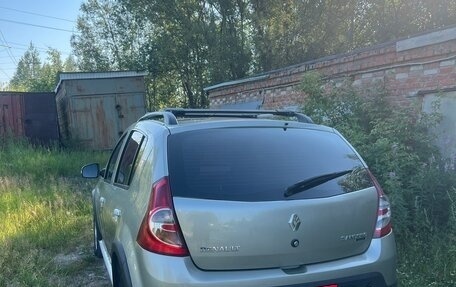 Renault Sandero I, 2013 год, 700 000 рублей, 3 фотография