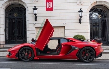 Lamborghini Aventador I рестайлинг, 2021 год, 55 000 000 рублей, 4 фотография