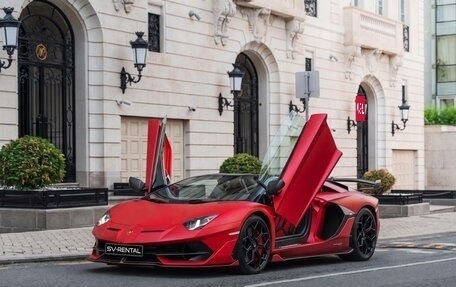 Lamborghini Aventador I рестайлинг, 2021 год, 55 000 000 рублей, 5 фотография