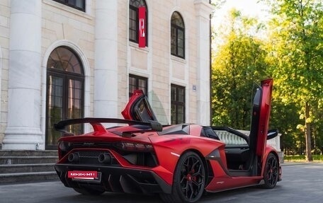 Lamborghini Aventador I рестайлинг, 2021 год, 55 000 000 рублей, 2 фотография