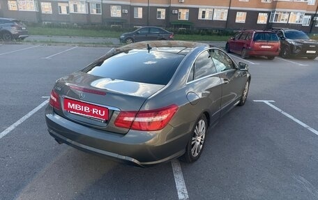 Mercedes-Benz E-Класс, 2012 год, 1 500 000 рублей, 3 фотография