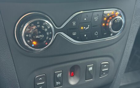 Renault Sandero II рестайлинг, 2016 год, 689 000 рублей, 23 фотография