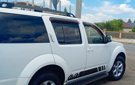 Nissan Pathfinder, 2011 год, 1 300 000 рублей, 3 фотография