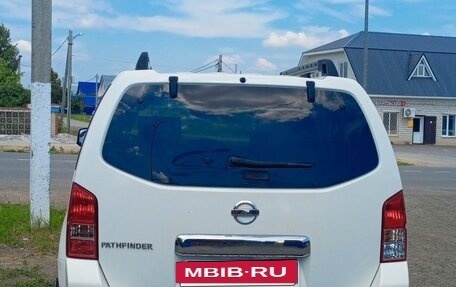 Nissan Pathfinder, 2011 год, 1 300 000 рублей, 5 фотография