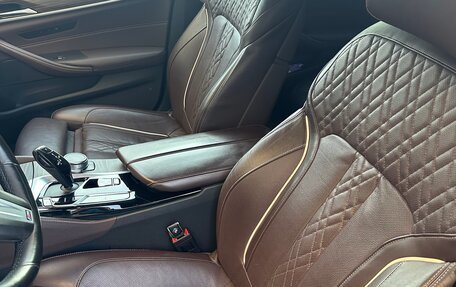 BMW 5 серия, 2020 год, 4 700 000 рублей, 3 фотография
