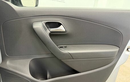 Volkswagen Polo VI (EU Market), 2011 год, 620 000 рублей, 18 фотография