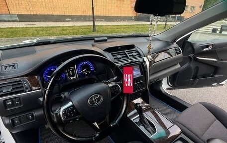 Toyota Camry, 2016 год, 1 530 000 рублей, 10 фотография