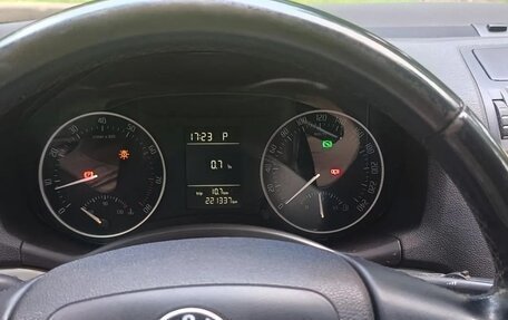 Skoda Octavia, 2011 год, 650 000 рублей, 9 фотография