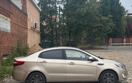 KIA Rio III рестайлинг, 2011 год, 690 000 рублей, 3 фотография