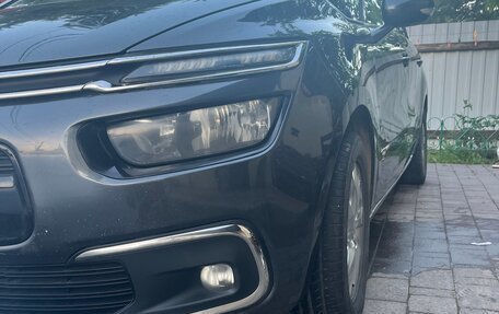 Citroen C4 Picasso II рестайлинг, 2016 год, 1 250 000 рублей, 3 фотография