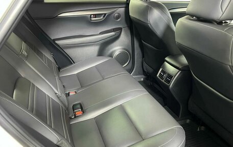 Lexus NX I, 2015 год, 2 999 000 рублей, 13 фотография