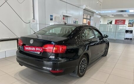 Volkswagen Jetta VI, 2011 год, 1 097 000 рублей, 6 фотография