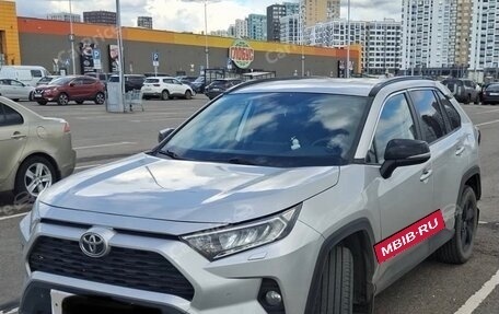 Toyota RAV4, 2021 год, 3 400 000 рублей, 1 фотография