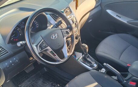 Hyundai Solaris II рестайлинг, 2015 год, 1 320 000 рублей, 6 фотография