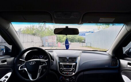 Hyundai Solaris II рестайлинг, 2011 год, 699 000 рублей, 14 фотография