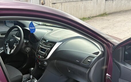 Hyundai Solaris II рестайлинг, 2011 год, 699 000 рублей, 12 фотография