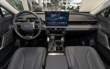 Toyota RAV4, 2026 год, 4 150 000 рублей, 2 фотография